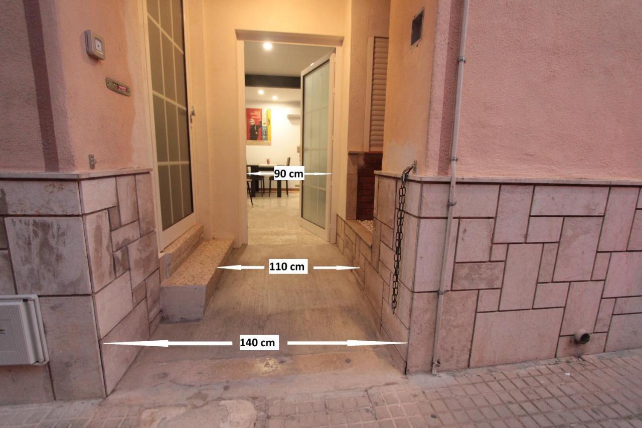 Can Clos Bonet Carrer Colon Amposta Esterno foto